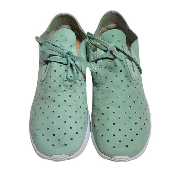 Nurture Jaquee Perforated Suede Sneakers Lotus Green SZ 7.5 - Picture 3 of 10